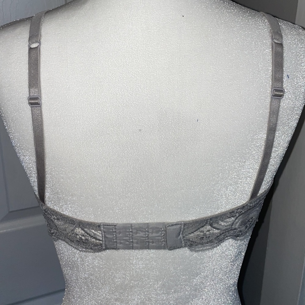 NWOT La Perla lace bra - Picture 5 of 5